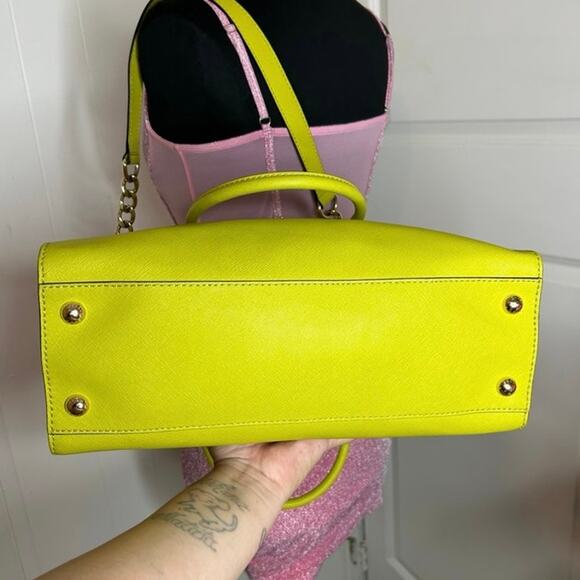 °。⋆♡ MICHAEL Michael Kors® Large Color Apple Leather (HB-21) - Picture 8 of 8